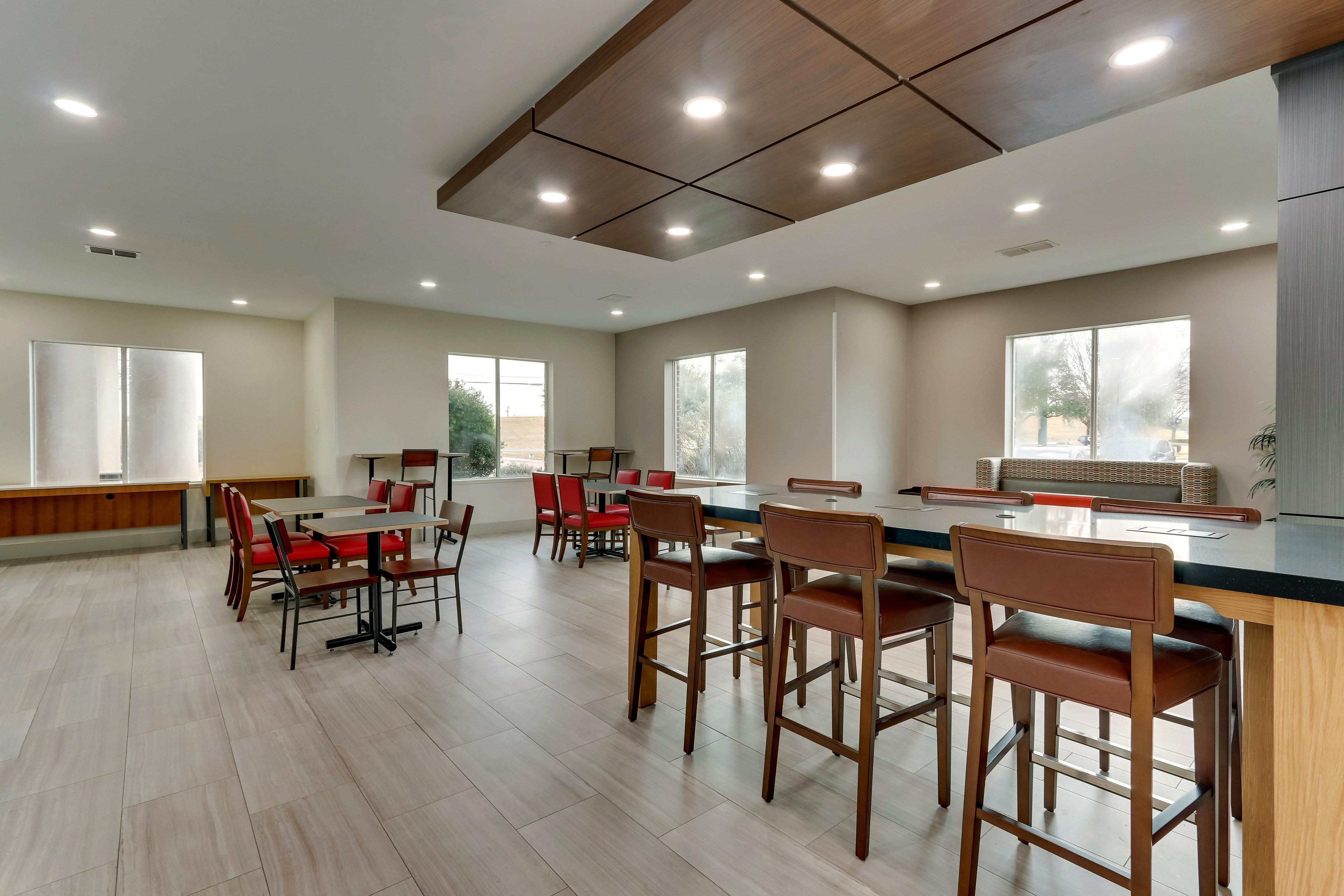 Hotel Express & By Ihg Waxahachie