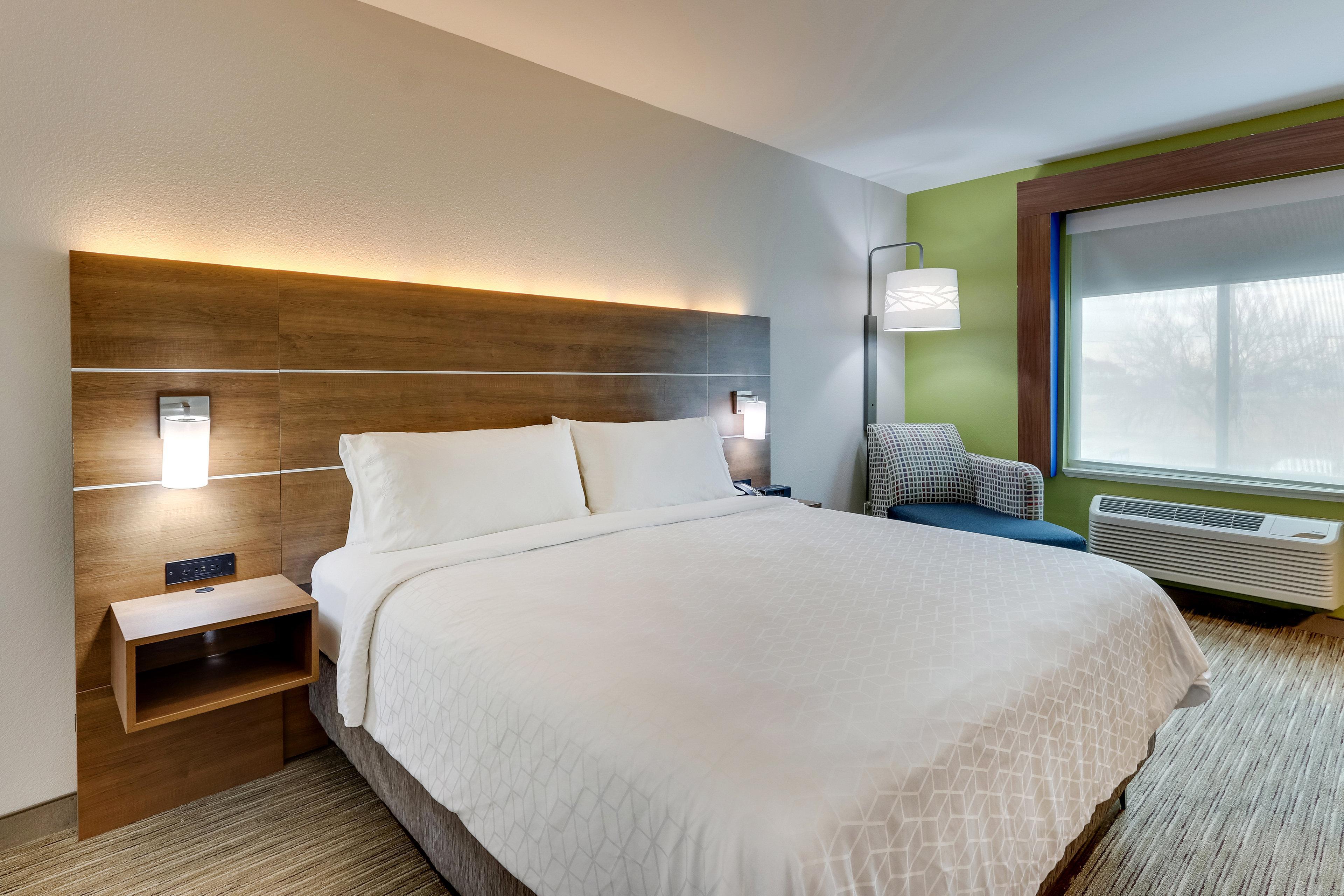 Express & By Ihg 2* Waxahachie