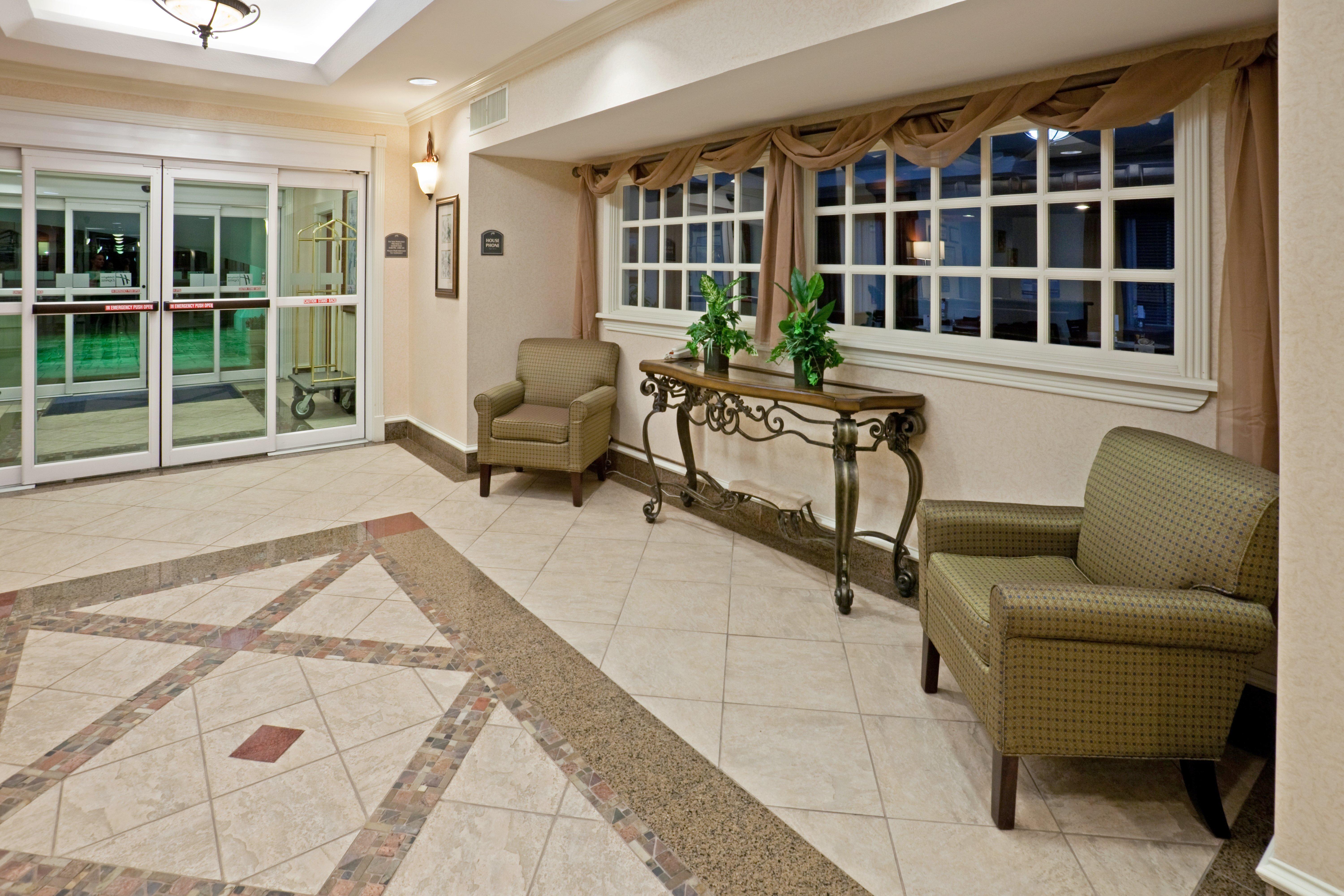 Express & By Ihg Waxahachie
