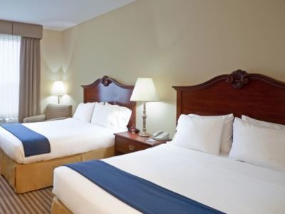 Express & By Ihg