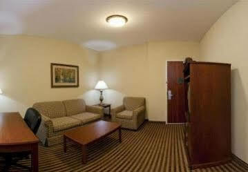 Hotel Express & By Ihg Waxahachie