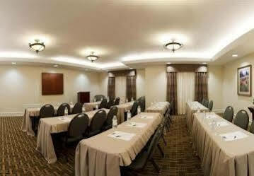 Express & By Ihg Waxahachie